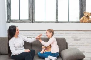فوائد الاستماع للأطفال